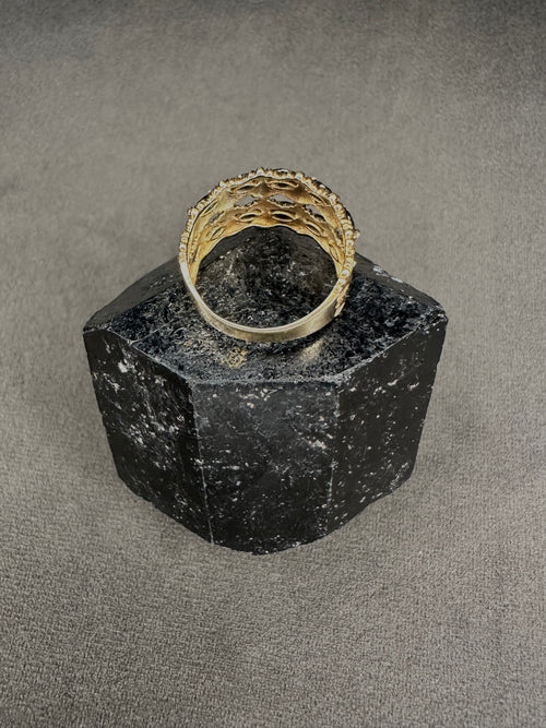 Floral Design Blue Sapphire Double Band Gold Ring