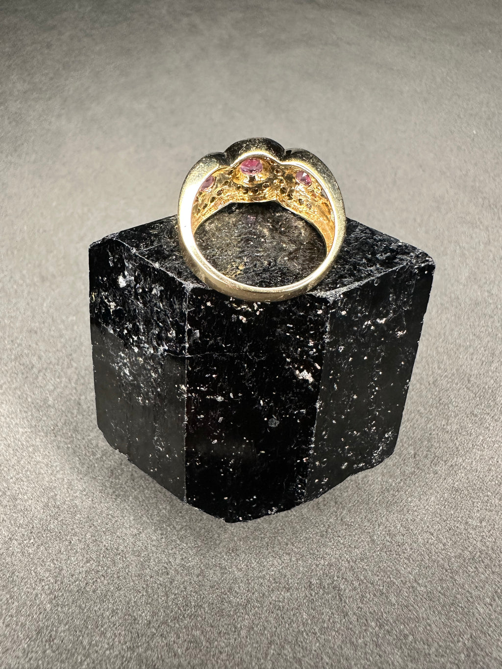 Pink Sapphire and Dimond Cocktail Ring